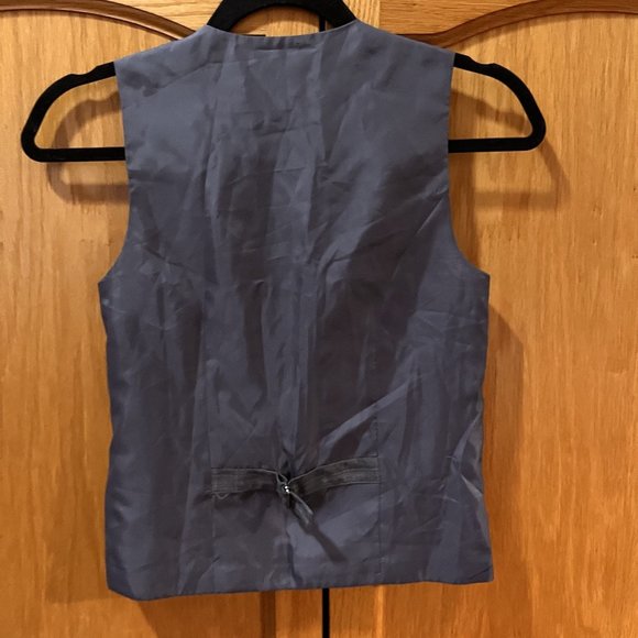 3/$30 - Grey vest size 10 - Picture 3 of 7